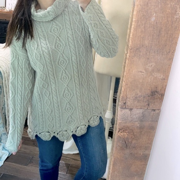 Yarnworks hand knit sweater size large - Picture 1 of 7